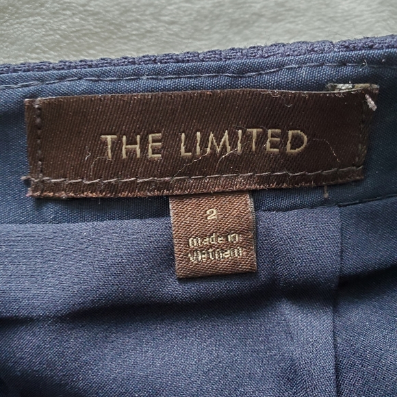 Limited Navy & Gold Suit - Picture 10 of 10